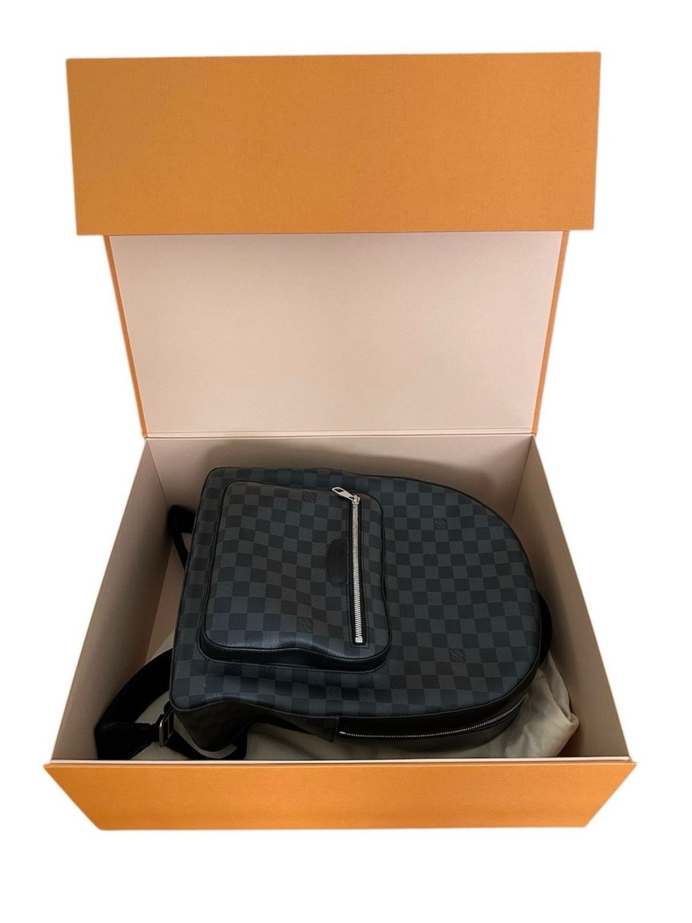 Louis Vuitton Black and Gray Damier Graphite Backpack - Picture 2 of 12